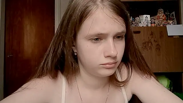CecilleSollors' Live Sex Cam Show