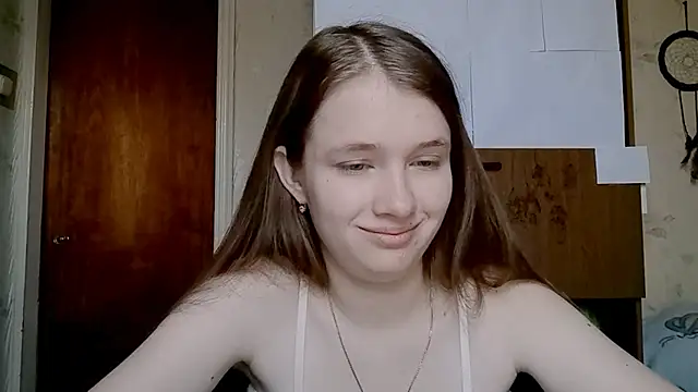CecilleSollors Adlı Modelin Canlı Sohbet Odası