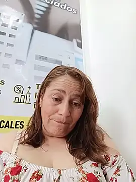 LUISA--30 Live Chatrum