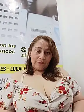 LUISA--30's Live Chat Room