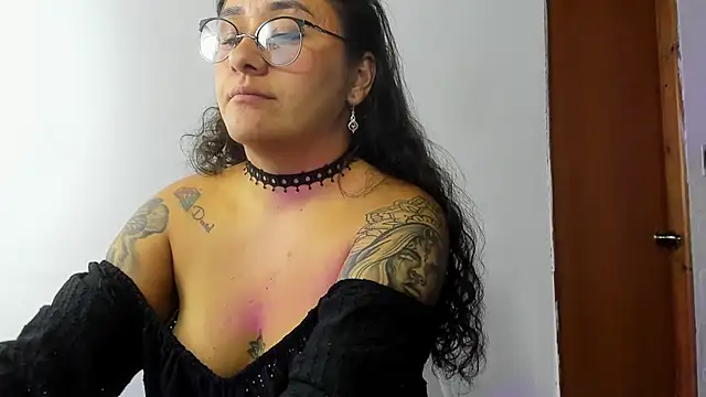 Jesika_1 Adlı Modelin Canlı Sohbet Odası