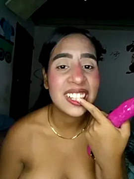 alice_xoxo_ লাইভ চ্যাট রুম