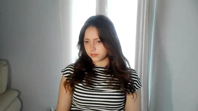 TabithaKua Adlı Modelin Canlı Sohbet Odası