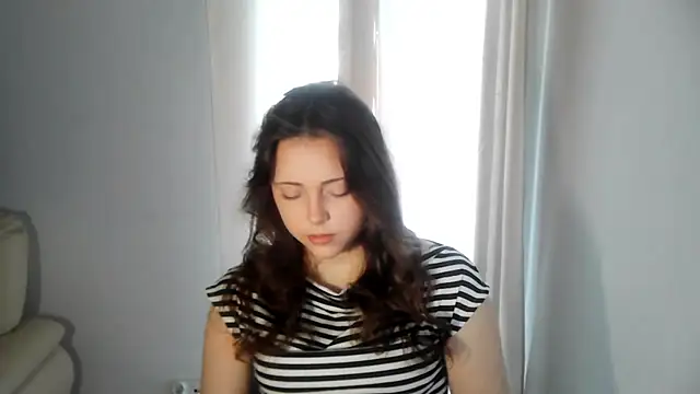 TabithaKua élő chatszobája