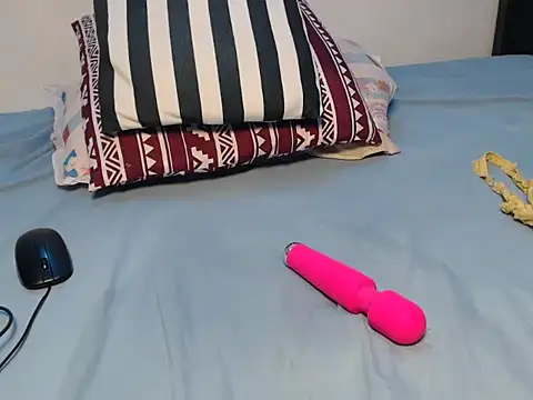 חדר צ'אט בשידור חי של prittyprincessa
