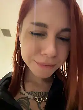 RosieDesire's Live Chat Room