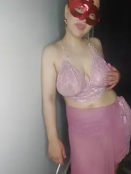 yara_011 Adlı Modelin Canlı Seks Kamerası Şovu