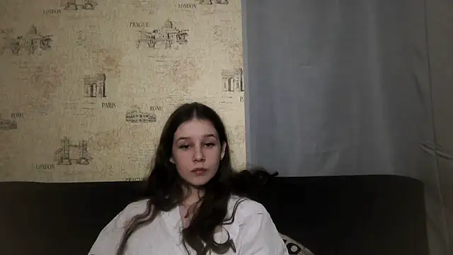 ElinoreHuxman's Live Chat Room