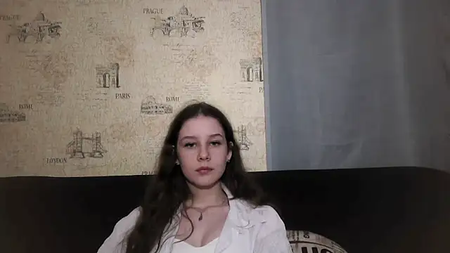 ElinoreHuxman – live chatrum