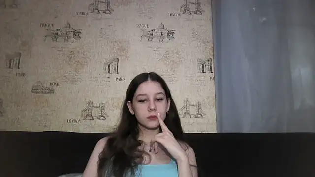 ElinoreHuxman – live chatrum
