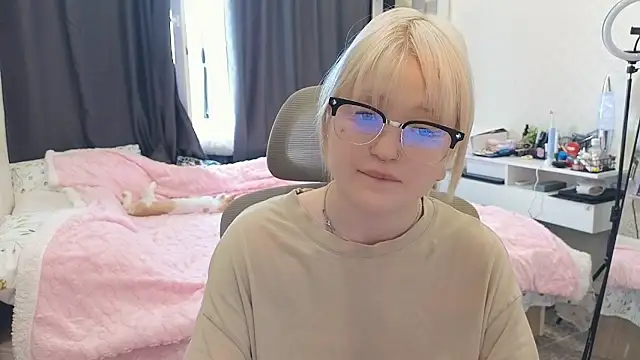 GlimmerGirl_ Live chatroom