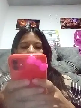 BigbuttBrooklyn_'s Live Chat Room