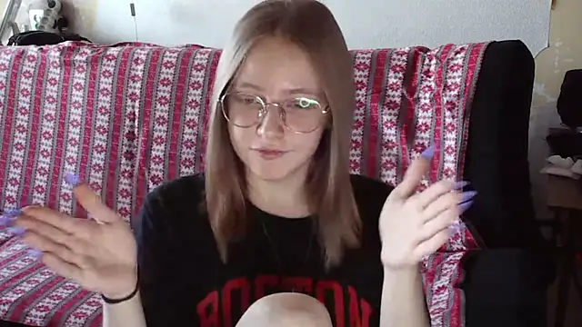 Živá chatovací místnost WinifredLunney