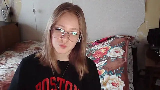 WinifredLunney Live Chatraum