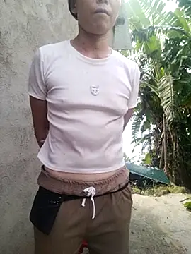 Jadi_M – live chatrum