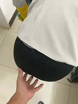 gaojujiang_8's Live Sex Cam Show
