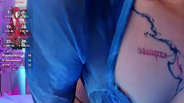NovaleeBenson Cameră chat live