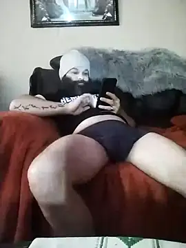 Živá chatovací místnost Interracialcouple35