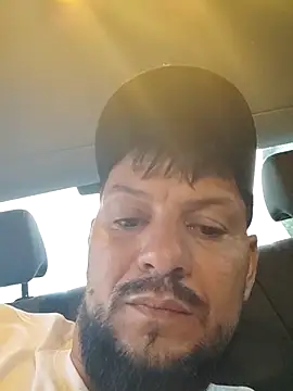 חדר צ'אט בשידור חי של yasmi25