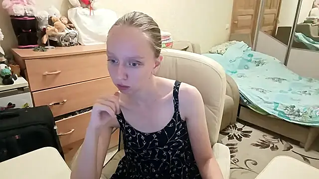 חדר צ'אט בשידור חי של ElizaRass