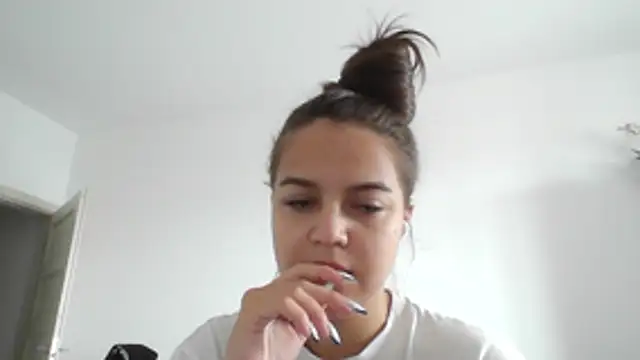 Chat soba uživo modela Di_Gi