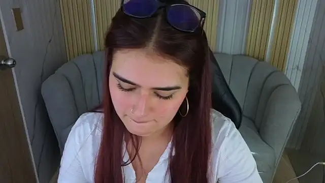honey_bloom_cn Live Chatraum
