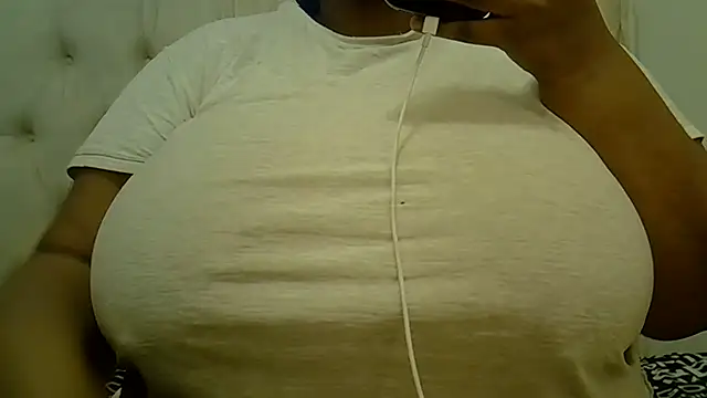 Capri_enigma Live Chatrum