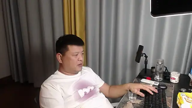 zhang1118 – live sex-cam-show