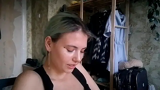 غرفة دردشة Helen18glo المباشرة