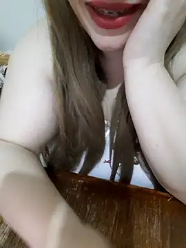 Chatroom en direct de Madam_bezzzoul