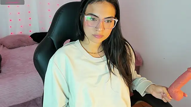 Jade_Aitana – live chatrum