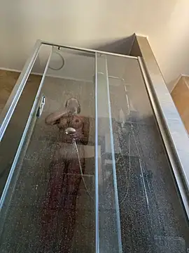 غرفة دردشة DiorMusse المباشرة