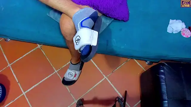 Pokój czatu na żywo – Pleasure_hard66