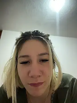 Živá chatovací místnost Noah_Tm