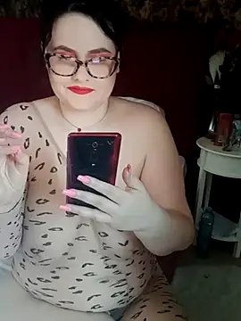 I_amAngy Adlı Modelin Canlı Sohbet Odası