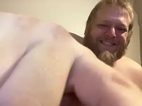Tallbellybear's Live Sex Cam Show