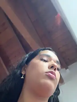 Show de sexo ao vivo de EmmaRoux_