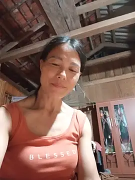 Lily-ly – live chatrum