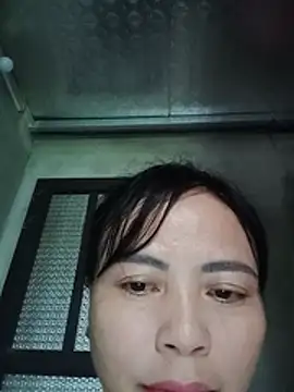 Lee_bee1 Live Chatraum