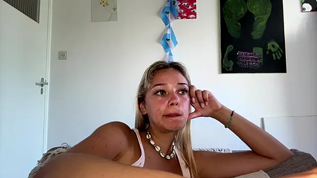 Živá chatovací místnost Kassejent