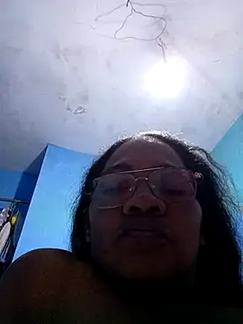Sexymonmy's Live Chat Room