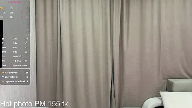Honey_Alicia's Live Chat Room