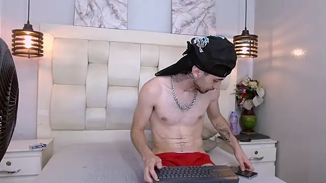 Lucas_Knight Webcam show