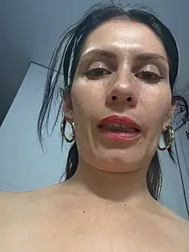 Živá chatovací místnost ALYSSON__11