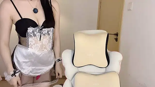 Sala de chat ao vivo de Annie-3