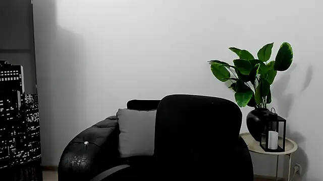 Lunaa_x44 – live chatrum
