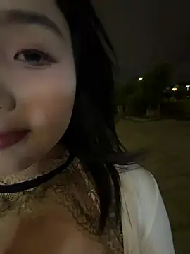 Xiaoenmiemieのライブセックスカメラショー