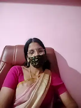 tamil_peenqueen live XXX chat