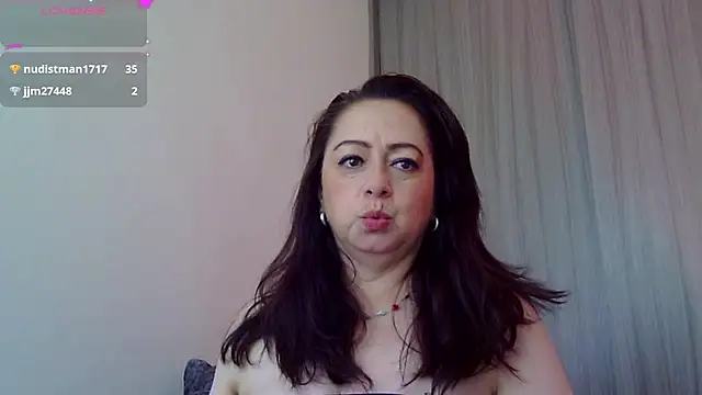 sam_smytth Adlı Modelin Canlı Sohbet Odası