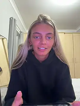 Živá kamerová sex show IndiaHughesUkx